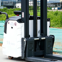 Empileur électrique à faible consommation d'énergie 1500 kg 2000 kg, empileur de palettes à faible consommation, fonctionnement continu toute la journée