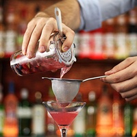 Ensemble de shaker à cocktails Boston de luxe en acier inoxydable personnalisé de 11 pièces, avec broyeur à glace, pinces, cuillère à mélanger, capacité de 450 ml, barman moderne