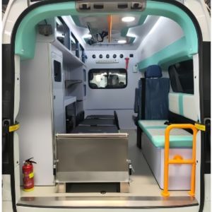 Véhicule d'ambulance médicale de sauvetage Naveco ICU avec transmission automatique électrique, fabricant chinois, avec ECG, civière, DEA - Product Image 4