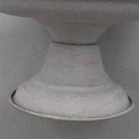 Plateau sur piétement en métal blanc vieilli avec figurine d'oiseau, bordure en dentelle ornée, style campagnard, pour bijoux décoratifs, salon et salle de bain