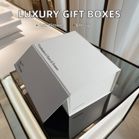 Coffrets cadeaux en carton rigide blanc de luxe imprimés sur mesure vêtements magnétiques pliables pour sous-vêtements chaussettes t-shirts emballage