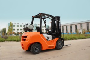 Montacargas de GLP de la Marca Heli, Disponible OEM, 4T 5T <span class=keywords><strong>6T</strong></span>, Elevación de 4-6 m, Alimentado por Propano, para Interiores y Exteriores, Fabricante de Montacargas - Product Image 2