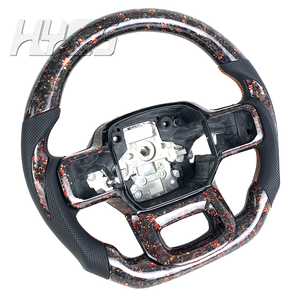 Accessoires de voiture, mise à niveau sportive, volant en fibre de carbone forgée pour <span class=keywords><strong>Ford</strong></span> <span class=keywords><strong>Raptor</strong></span> F150 <span class=keywords><strong>2021</strong></span> à 2025 avec cuir perforé - Product Image 3