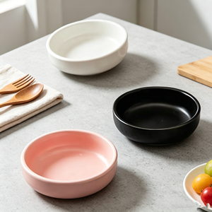 Petites assiettes rondes mates de 3,5 pouces en porcelaine rose, noir et blanc, pour <span class=keywords><strong>bonbons</strong></span>, collations ou desserts, personnalisables - Product Image 1