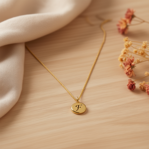 Collar con Colgante Tz F, Chapado en Oro, Acero Inoxidable, Cadena Minimalista para Mujer, 1.9 cm, Joyería de Moda para Uso Diario, Regalo - Product Image 3