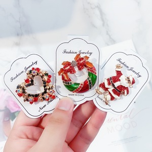 Produsen Mewah Hadiah Selamat Natal Pohon Rusa Kutub Enamel Bros Pakaian Dasi Syal Kancing Pin Lencana Bros Kustom - Product Image 1
