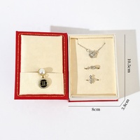 Boîte à bijoux en carton personnalisée avec rangement magnétique, boîte à anneaux en cuir de velours pour mariage, emballage cadeau pour collier et bracelet