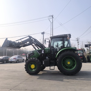Tracteur agricole à quatre roues motrices Tavol 130HP 140HP 150HP avec <span class=keywords><strong>moteur</strong></span> Yto, pompe, boîte <span class=keywords><strong>de</strong></span> vitesses et <span class=keywords><strong>moteur</strong></span> diesel - Product Image 4