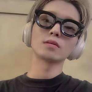 Vente en gros, nouveau Design carré hommes Pc lunettes de soleil polarisées 2022 - Product Image 4