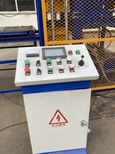 Machine à briques d'argile SY4-10 Machine à fabriquer des briques Machine à fabriquer des blocs creux en ciment en <span class=keywords><strong>Tanzanie</strong></span> - Product Image 6