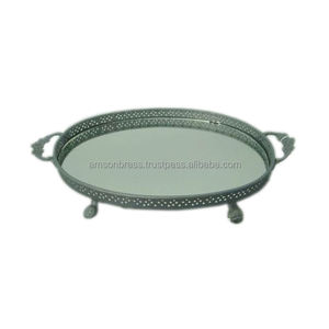 Plateau de service en fer de forme ovale de style moderne pour aliments Plateau en métal et en verre Plateau à miroir pour la décoration de mariages - Product Image 1