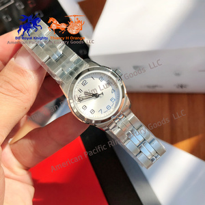 Montre à quartz compacte et raffinée de qualité supérieure de marque haut de gamme, avec bracelet étanche, petit cadran calendrier, chiffres arabes - Product Image 4