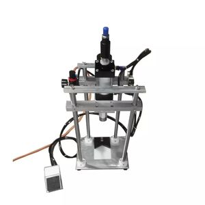 Máquina Tapadora de Coronas Metálicas para Botellas de Cerveza y Refrescos - Product Image 4