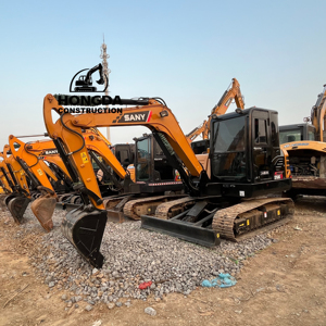 Excavatrice d'occasion Sany 60C, modèle 2022, bon état, mini-chenillard, capacité 6 tonnes, godet 0,23 m³, moteur et pompe 90 % neufs, 36 kW d'origine - Product Image 1