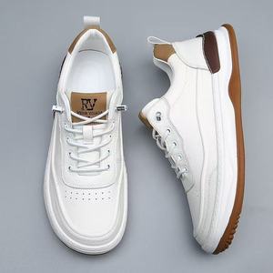 <span class=keywords><strong>Sneakers</strong></span> <span class=keywords><strong>Nere</strong></span> Casual, <span class=keywords><strong>Eleganti</strong></span> e alla Moda, Scarpe in Pelle e Calzature Casual - Product Image 4