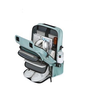 Ba lô với ngăn giày USB giao diện không thấm nước Khô & Ướt tách du lịch phòng tập thể dục máy tính xách tay Ba lô - Product Image 6