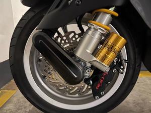 Accessoires pour motos, couvre-bras oscillant pour moto, adapté à la modification du couvre-bras oscillant Vespa 150/GTS 300, couvre-bras oscillant CNC - Product Image 5