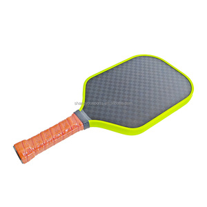 Raquette de pickleball personnalisée 6K Grit, face en graphite et <span class=keywords><strong>fibre</strong></span> de carbone, 4e génération, 16 mm, Pro IV, noyau en polymère nid d'abeille, son de frappe amélioré - Product Image 1