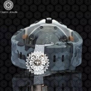Montre en diamant la plus vendue avec bracelet en caoutchouc, cristal saphir et mouvement à quartz de précision, disponible à prix abordable - Product Image 6
