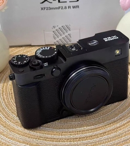 กล้องถ่ายวิดีโอคุณภาพสูง 6.2K รุ่น X-E5 กล้องดิจิตอลฟูจิ APS-C XE5 - Product Image 1