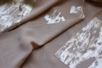 100% polyester |   Tricot à motif argenté 280GSM |   Largeur étroite 58-59 pouces, résistant aux plis et à l'usure, pour les vêtements d'extérieur et les ensembles pour femmes