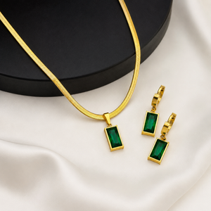 Nouvel ensemble de bijoux pour femmes en acier inoxydable plaqué or 18 carats, étanche, avec pendentif carré vert en zircon et boucles d'oreilles, collier de luxe - Product Image 4