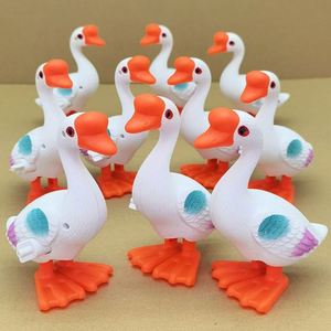 USSE White Goose Pull Back Wind-Up Toy para niños-Funny Classic Animal Design Clockwork Toy - Product Image 3