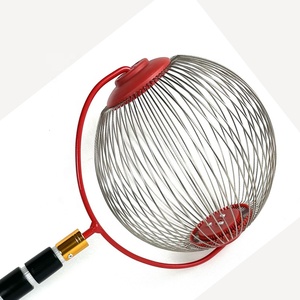 Recolector <span class=keywords><strong>de</strong></span> <span class=keywords><strong>Nueces</strong></span> Rodante Multiusos <span class=keywords><strong>de</strong></span> Alambre <span class=keywords><strong>de</strong></span> Acero Ligero Ajustable con Mango Telescópico OEM - Product Image 3
