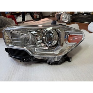 Conjunto de Faros Delanteros Halógenos Estilo Fábrica, Especificación Estadounidense, para Toyota Tacoma 2016 - Product Image 3