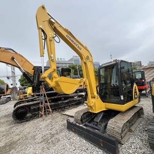 Mini Excavadora Hidráulica Usada Komatsu PC56 Original de 5 Toneladas, con Pocas Horas de Trabajo, Ideal para Construcción Pequeña, en Venta - Product Image 2