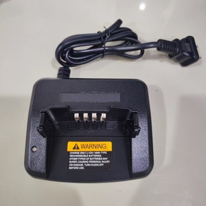 เครื่องชาร์จตั้งโต๊ะแบบสองทางวิทยุหน่วยเดียวใช้ได้ PMPN4079A กับ <span class=keywords><strong>Mag</strong></span> หนึ่ง A1D Q5 Q9วิทยุ Q11 - Product Image 1