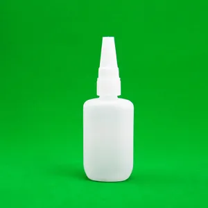 للبيع بالجملة زجاجة 5 أو 10 أو 20 أو 50 أو زجاجة أساس بلاستيكية زجاجة قطارة ناعمة بغراء قطرة العين زجاجة قطارة ضغط