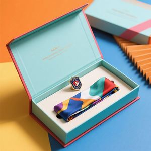 Boîte en papier à fermeture magnétique recyclée, emballage cadeau de luxe personnalisé pour cosmétiques, bijoux et soins de la peau - Product Image 2