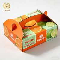 Sterke kartonnen transportdozen met ventilatiegaten voor vers fruit, geschikt voor stapelen in magazijn en verzending.