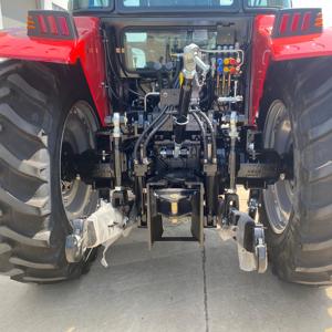 Tractor de Ruedas 4x4 de 180HP con Cabina, Tractor Agrícola Multiusos para Arar, Sembrar y Cosechar, Personalización OEM Disponible - Product Image 5