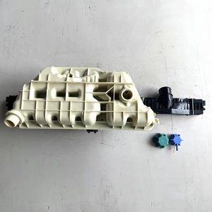 Pour MAN 81.06101.6801 Heavy Duty Camion Radiateur Réservoir D'<span class=keywords><strong>eau</strong></span> Véhicule Pièces & Accessoires <span class=keywords><strong>Prix</strong></span> Usine - Product Image 4