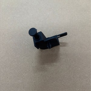 สวิตช์ไฟเบรกโฟล์คสวาเก้น 1H0947561A สำหรับอะไหล่ซ่อมรถยนต์ - Product Image 3