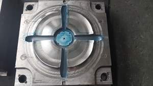 Китайский завод по индивидуальному заказу дешевые пластиковые формы для литья под давлением - Product Image 2