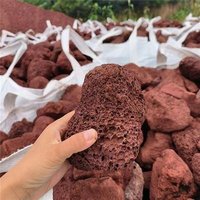 Vente en gros directe d'usine de pierre volcanique naturelle (roche de lave) avec emballage personnalisé pour le traitement de l'eau et l'utilisation agricole
