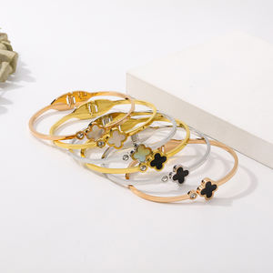 Pulsera de acero inoxidable personalizada de alta calidad, resistente al agua, oro/plata/Negro, trébol de cuatro hojas, pulsera de circón - Product Image 4