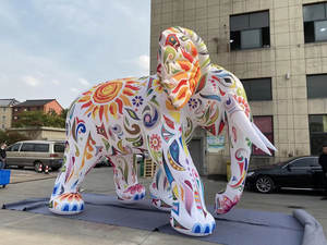 Elefante Inflable con Patrones Coloridos Utilizado para Decoración en Circo, Zoológico, Parque de Atracciones y Desfiles de Fiestas - Product Image 1
