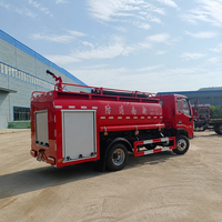 Camion-citerne à eau de lutte contre l'incendie de 8 tonnes pour usage municipal et industriel
