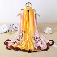Écharpe longue en satin de soie synthétique pour femme, imprimé floral délicat, châle, écharpe de plage d'été, protection solaire, foulard, vente en gros