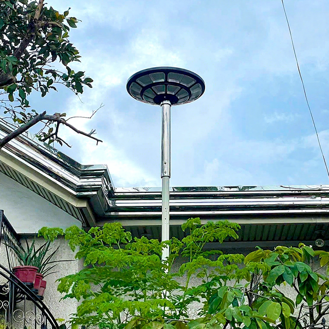 500W-4000W Cheap Prices of Landscape Park Lamp Security Waterproof Outdoor Sensor Solar Ufo Street Light