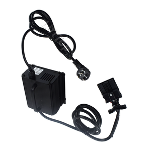 Chargeur de <span class=keywords><strong>batterie</strong></span> lithium <span class=keywords><strong>externe</strong></span> SWCH24V10A <span class=keywords><strong>B</strong></span> 75X avec connecteur noir pour chariot élévateur - Product Image 1