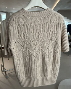 <b>Women's</b> Exquisite Beige Wool/Cashmere O-Neck Short-Sleeve Sweater <b>Top</b> Breathable <b>Warm</b> Autumn Casual Style Front Logo Position - Product Image 2