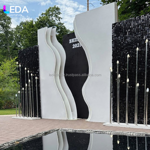 LEDA Nouvelle conception Arche de toile de fond en acrylique multicouche à lumière LED blanche personnalisée pour la décoration de scènes de mariage et d'événements - Product Image 4