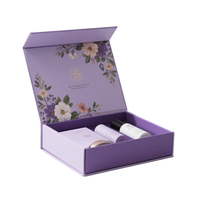 Boîte cadeau de luxe personnalisée avec logo, grand format, en carton rigide mat, violette, vide, avec fermeture magnétique pliable