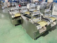 Machine voor het snijden van walnoten, pijnboompitten, amandelen en gedroogd fruit; Machine voor het snijden van fruit, groenten en rode dadels