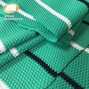 Vert à rayures polyester élasthanne ananas tricot tissu pour maillot de bain - Product Image 6